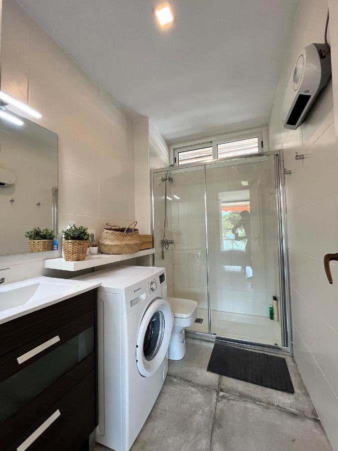 Residencia Beach Кембрилс Екстериор снимка